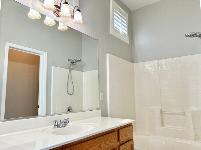 Building Photo - 2024 S Baldwin