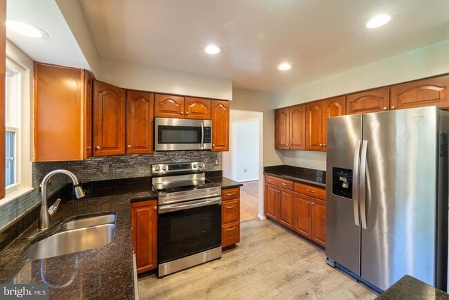 Building Photo - 3528 Turbridge Dr