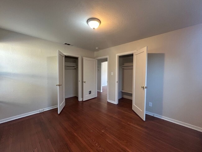 Building Photo - Charming Single Story 2-Bedroom Home in Ma...