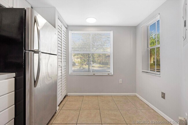Building Photo - 4080 NW 90th Ave