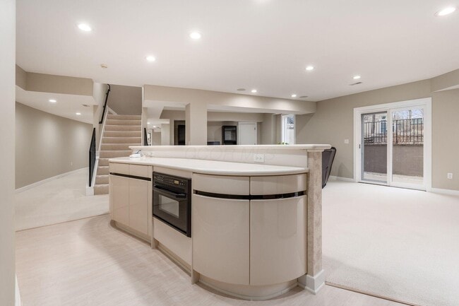 Building Photo - 4602 Sandwich Ct