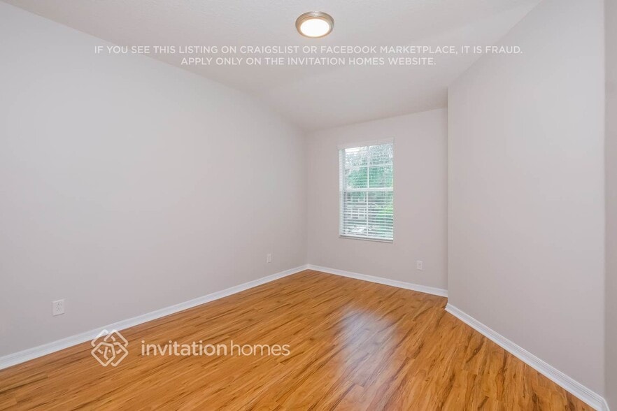 Building Photo - 12592 Streamdale Dr