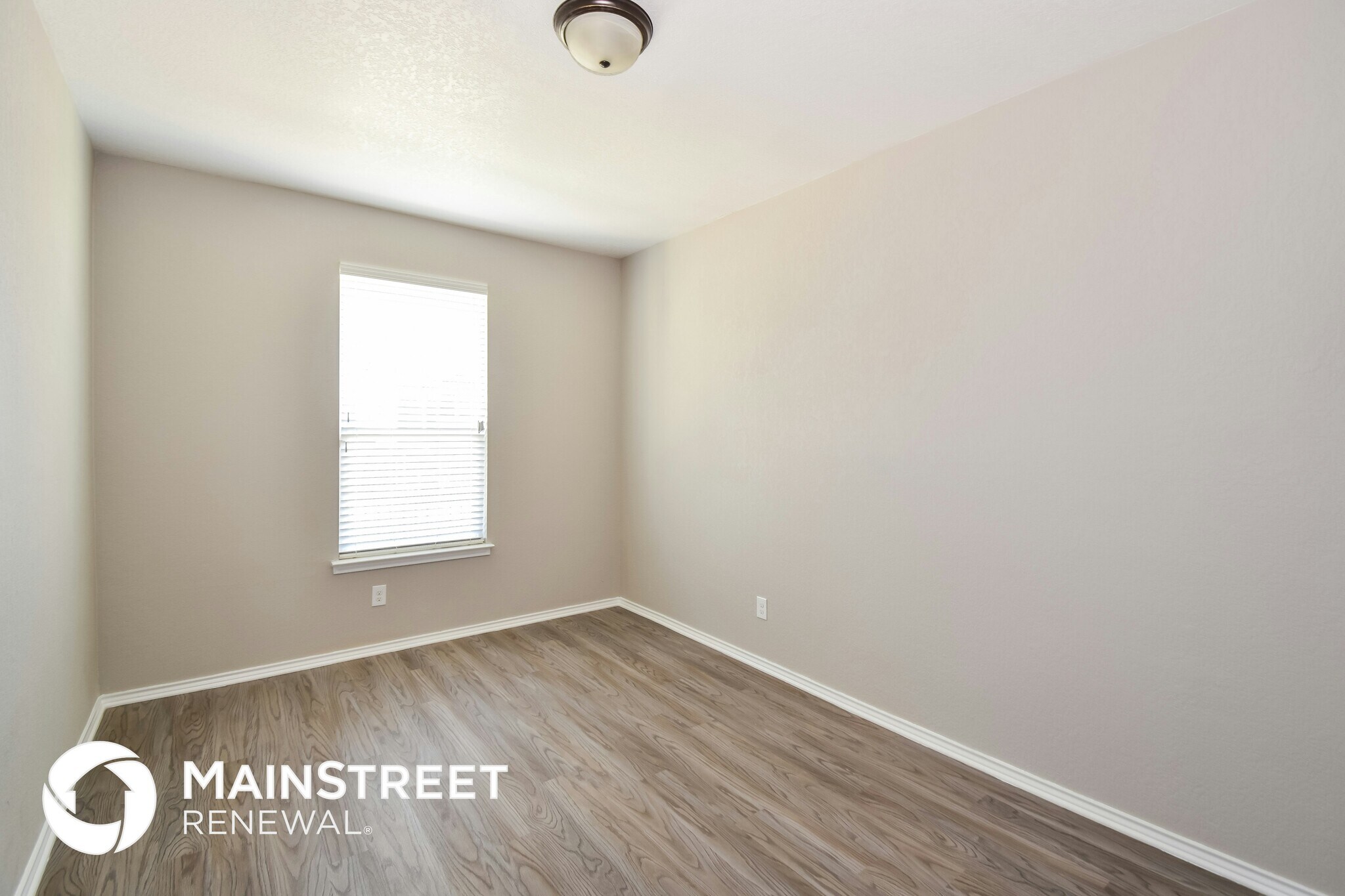 Building Photo - 7906 Horse Hollow