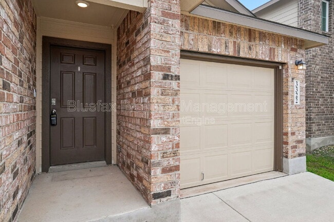 Building Photo - 3322 Stoney Knoll