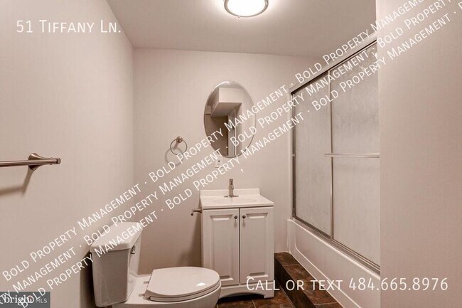 Building Photo - 51 Tiffany Ln