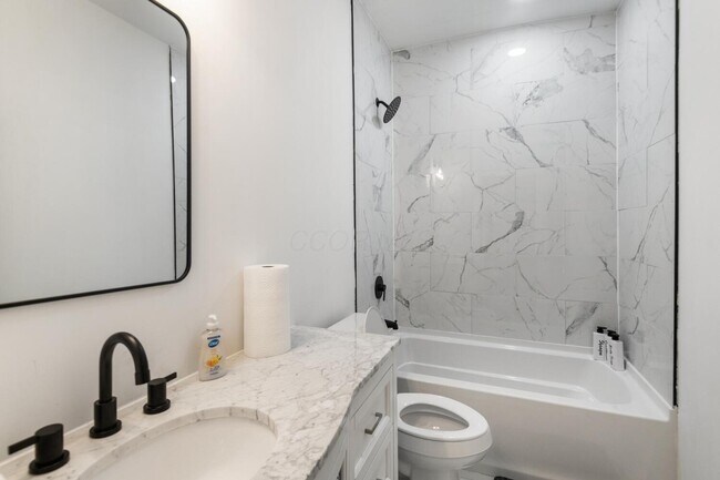 Building Photo - 150 N 22nd St