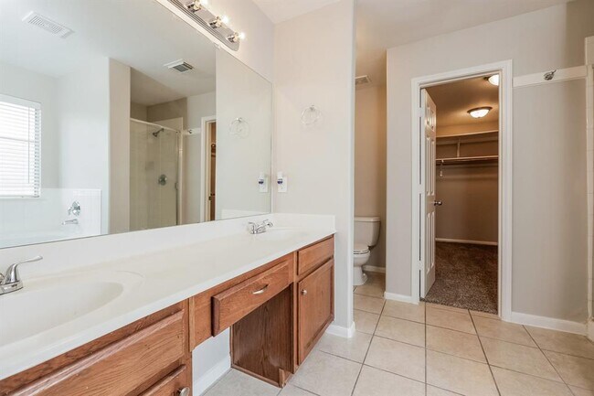 Building Photo - 8319 Loetsch Ridge Way