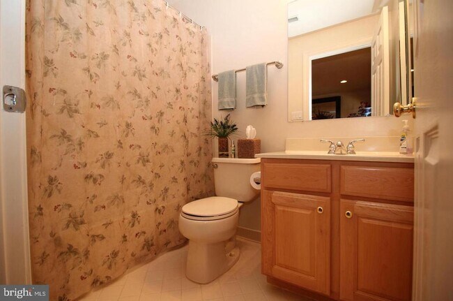 Building Photo - 4553 Fair Valley Dr