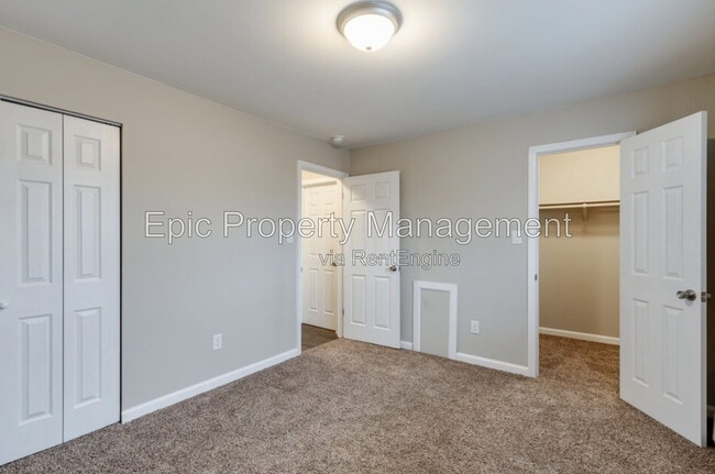 Building Photo - 17020 Raupp Rd