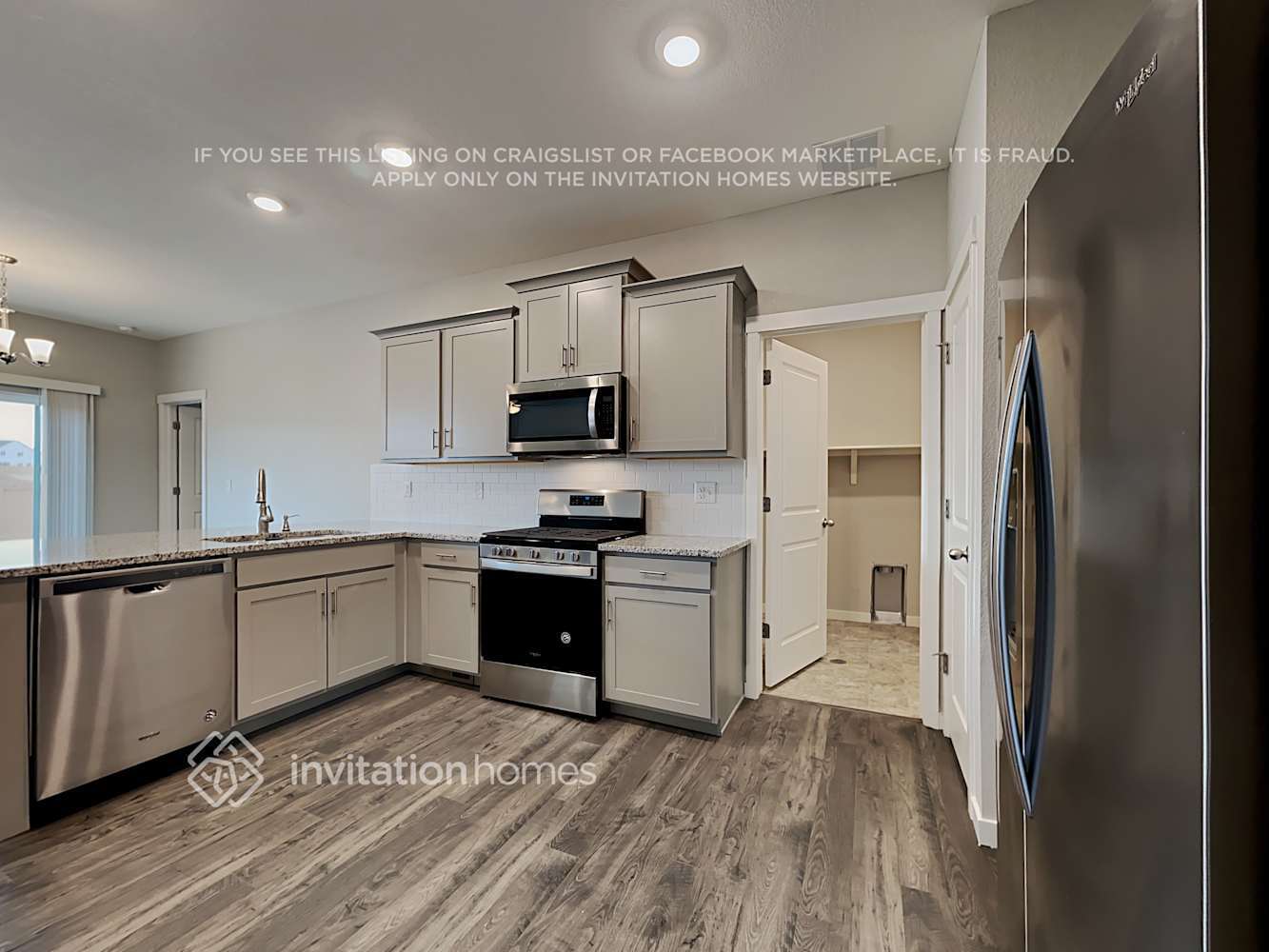 Building Photo - 10249 Castor Dr