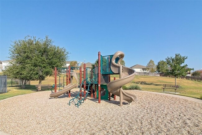 Building Photo - 161 Flexus Ln