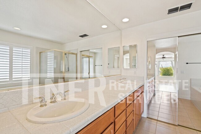 Building Photo - 1397 Haddington Dr