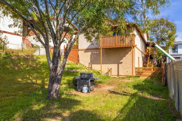 Building Photo - 2319 Ridgeway Dr