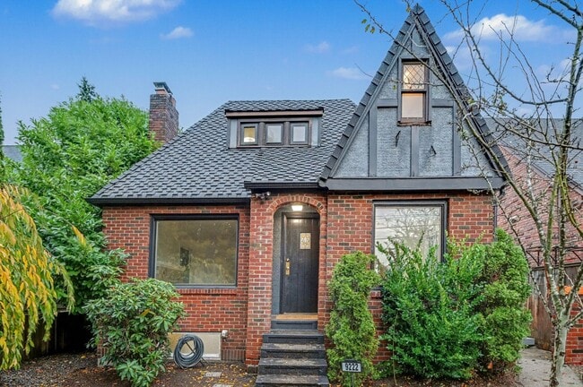 Primary Photo - 9222 35th Ave SW