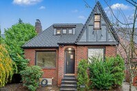 Building Photo - 9222 35th Ave SW