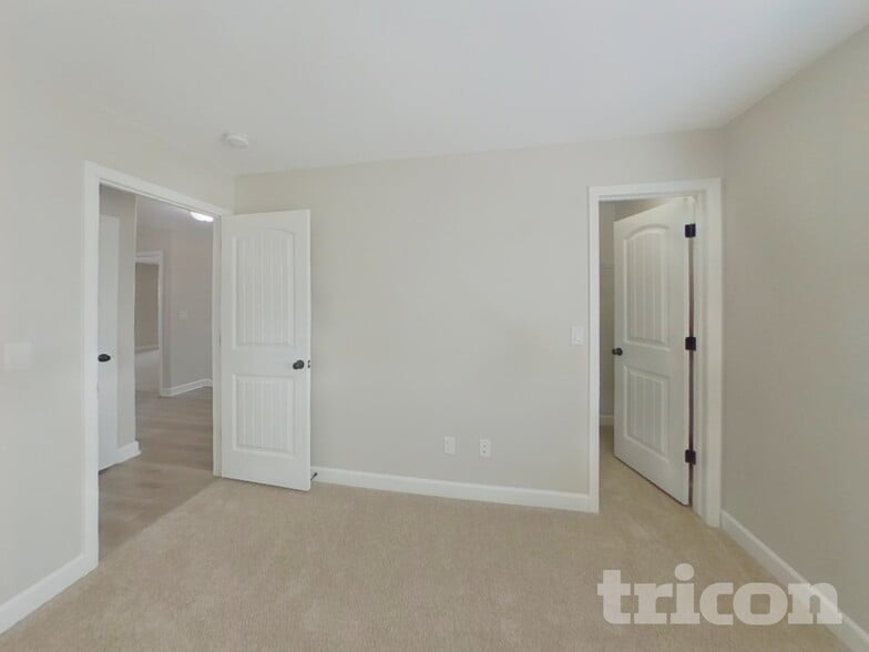 Building Photo - 6555 Stingray Ln