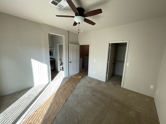 Building Photo - El Dorado Condo Available for RENT