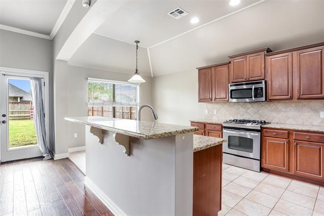 Building Photo - 2330 Tallgrass Cir