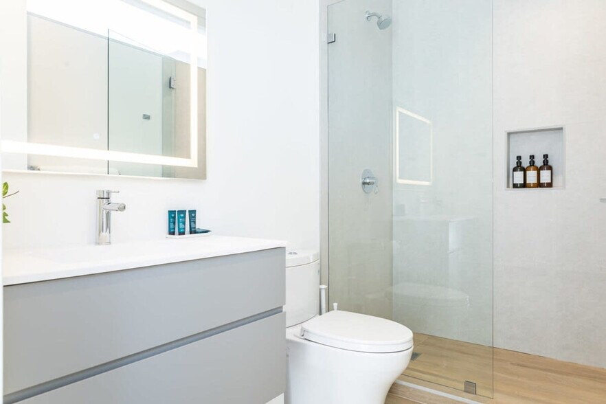 Building Photo - 3118 Elizabeth St