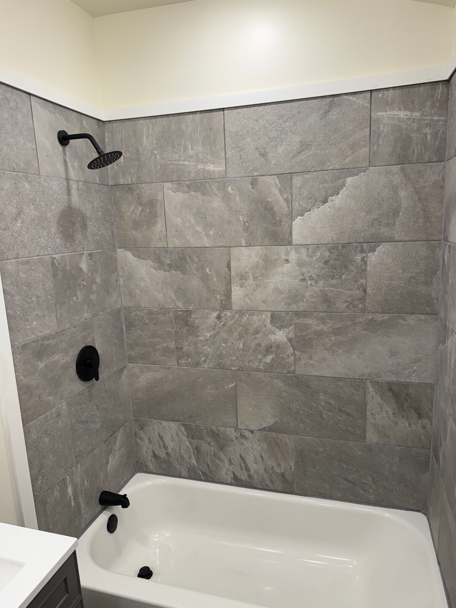 Building Photo - 1235 Bloom Rd