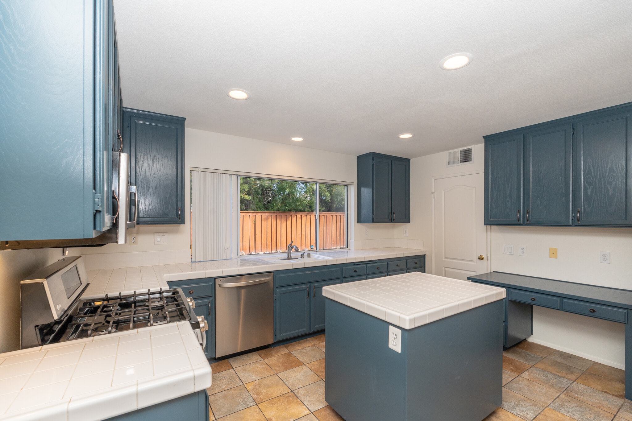 Building Photo - 31939 Monique Cir