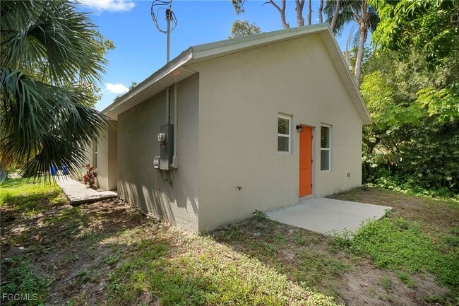 Building Photo - 3309 Armstrong Ct