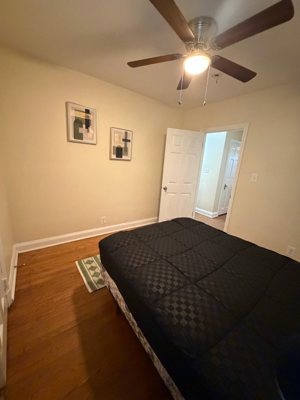 Building Photo - 507 E Cold Spring Ln