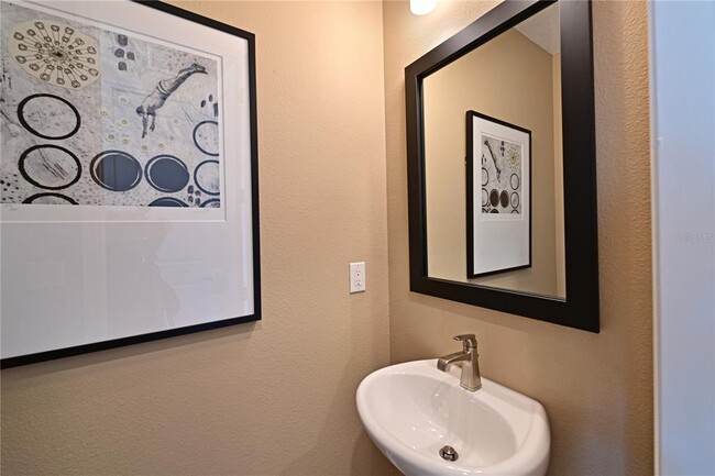 Building Photo - 2401 Ezzell Ct