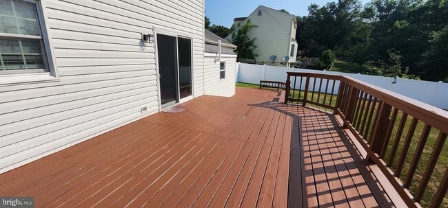 Building Photo - 3145 Elmmede Rd