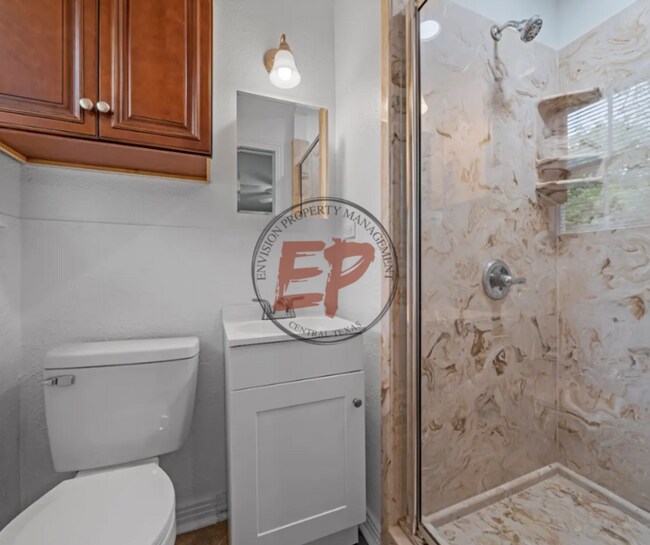 Building Photo - 3804 Parkwood St