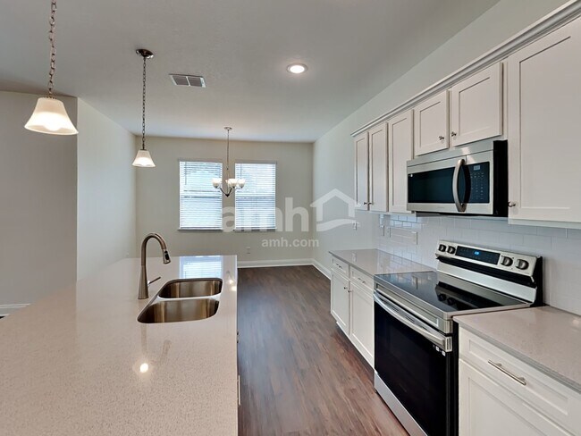 Building Photo - 6174 Little Blf Cir