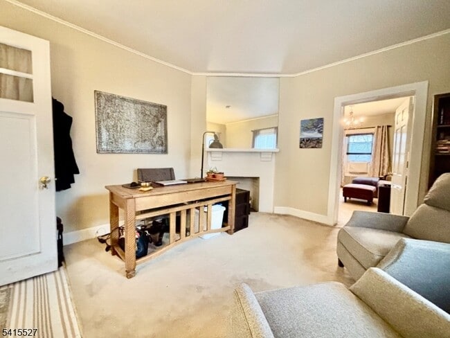 Building Photo - 196 Mt Kemble Ave