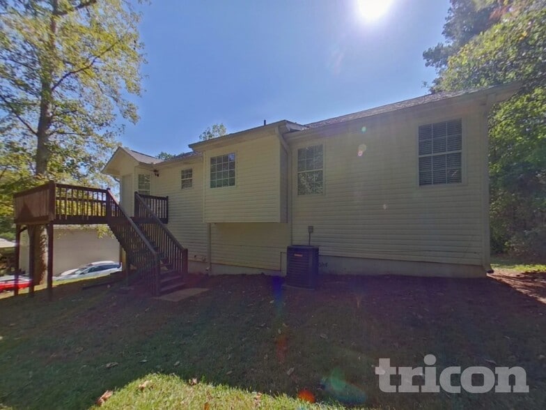 Building Photo - 89 Delane Dr