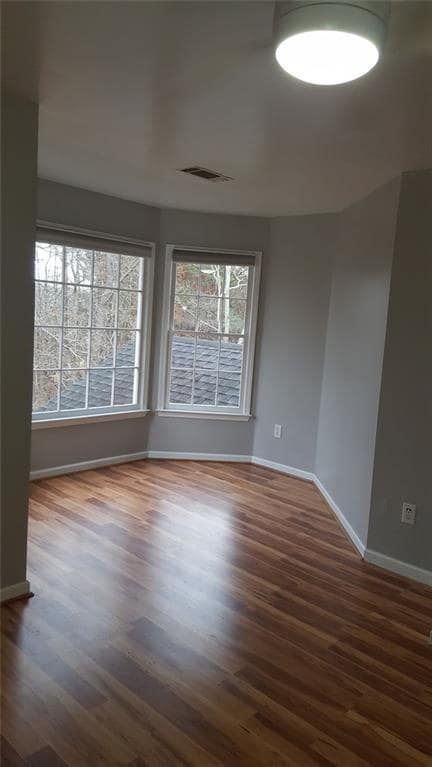 Building Photo - 3885 Waterford Dr