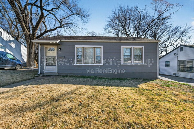 Building Photo - 334 Mueller Ave