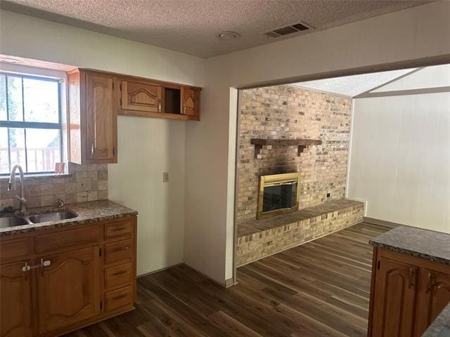 Building Photo - 3525 Sunnyview Ln