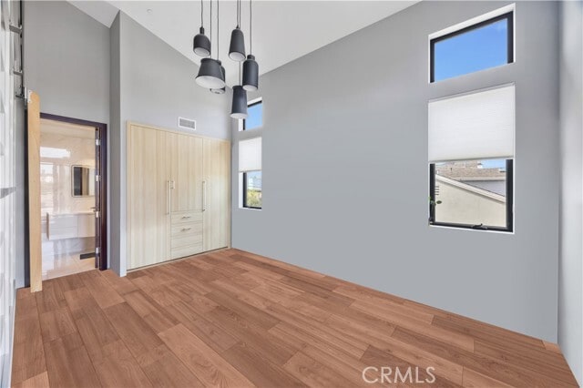 Building Photo - 332 Avenue E