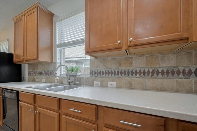 Building Photo - 31214 Windcrest Park Ln