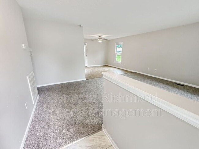Building Photo - 6422 Wedgewood Rd