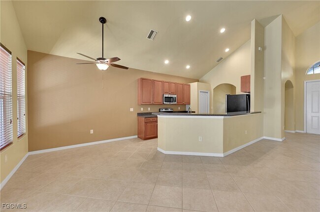 Building Photo - 12960 Seaside Key Ct