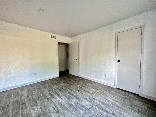 Building Photo - 12658 Ashford Meadow Dr