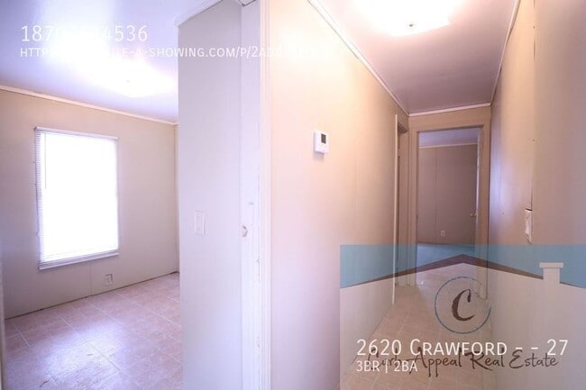 Building Photo - 2620 Crawford Dr