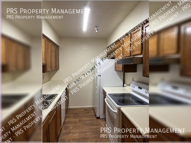 Building Photo - 10610 S 48th St