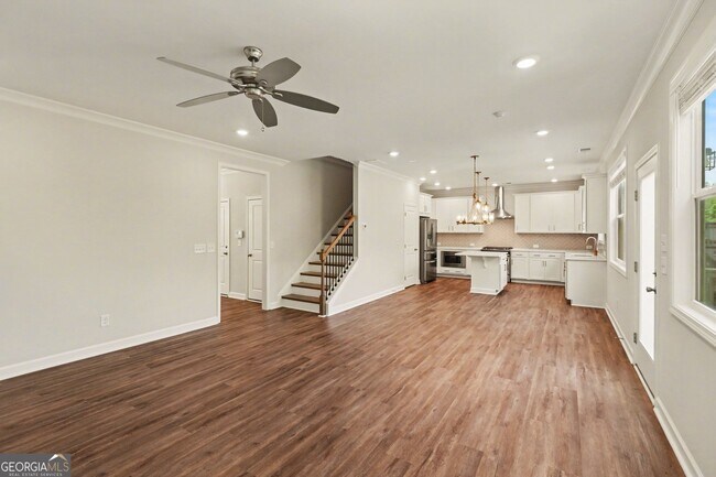 Building Photo - 545 Cresentry Brook