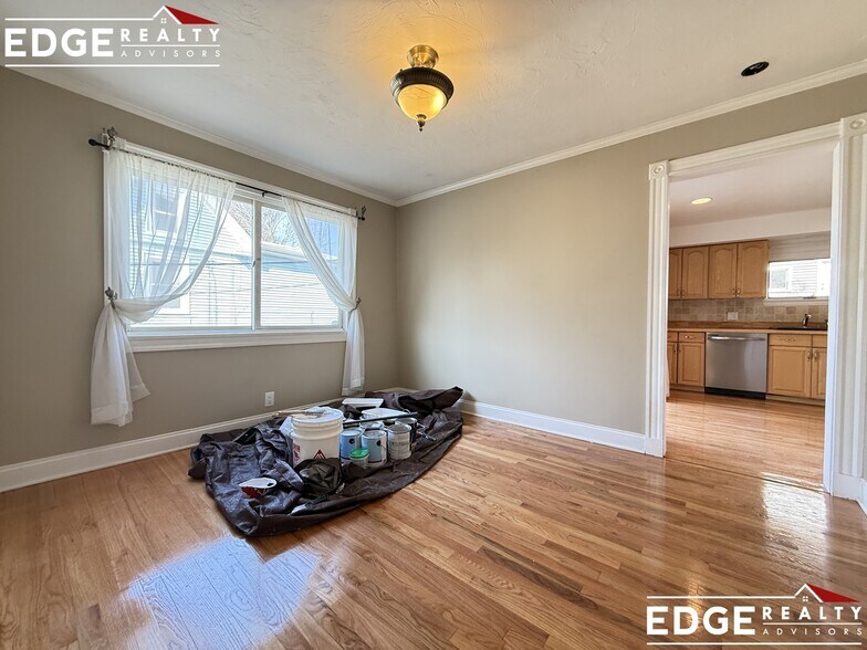 Building Photo - 9 Pennsylvania Ave