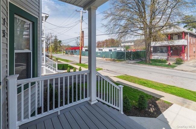 Building Photo - 15 Taylor Ave