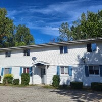 Building Photo - 1019 Colonial Dr