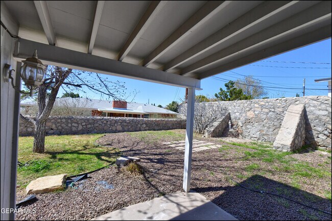 Building Photo - 6209 Heath Way