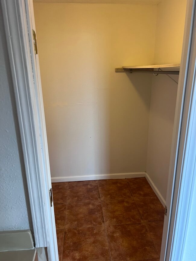 Building Photo - 4536 Viola St