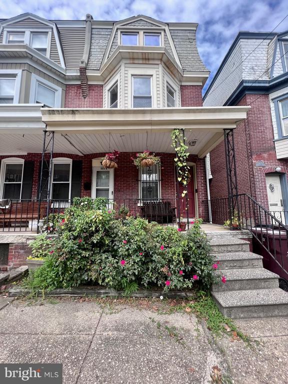 Building Photo - 1323 N Dupont St